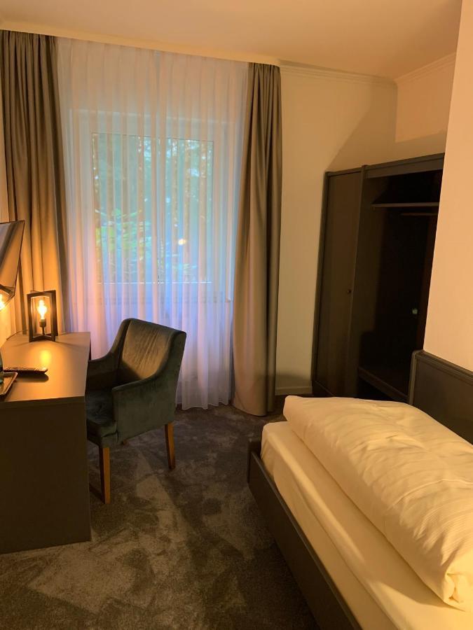 Waldhotel Riesebusch Bad Schwartau Bagian luar foto